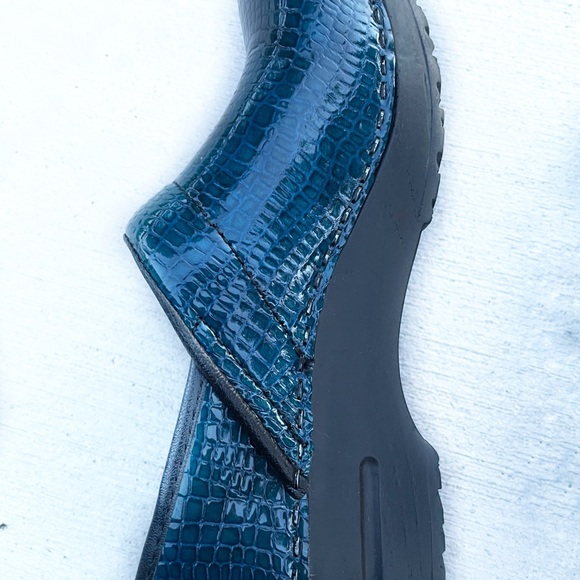 Sanita Blue Patten Bordeaux Clogs Size 37 - Picture 4 of 12